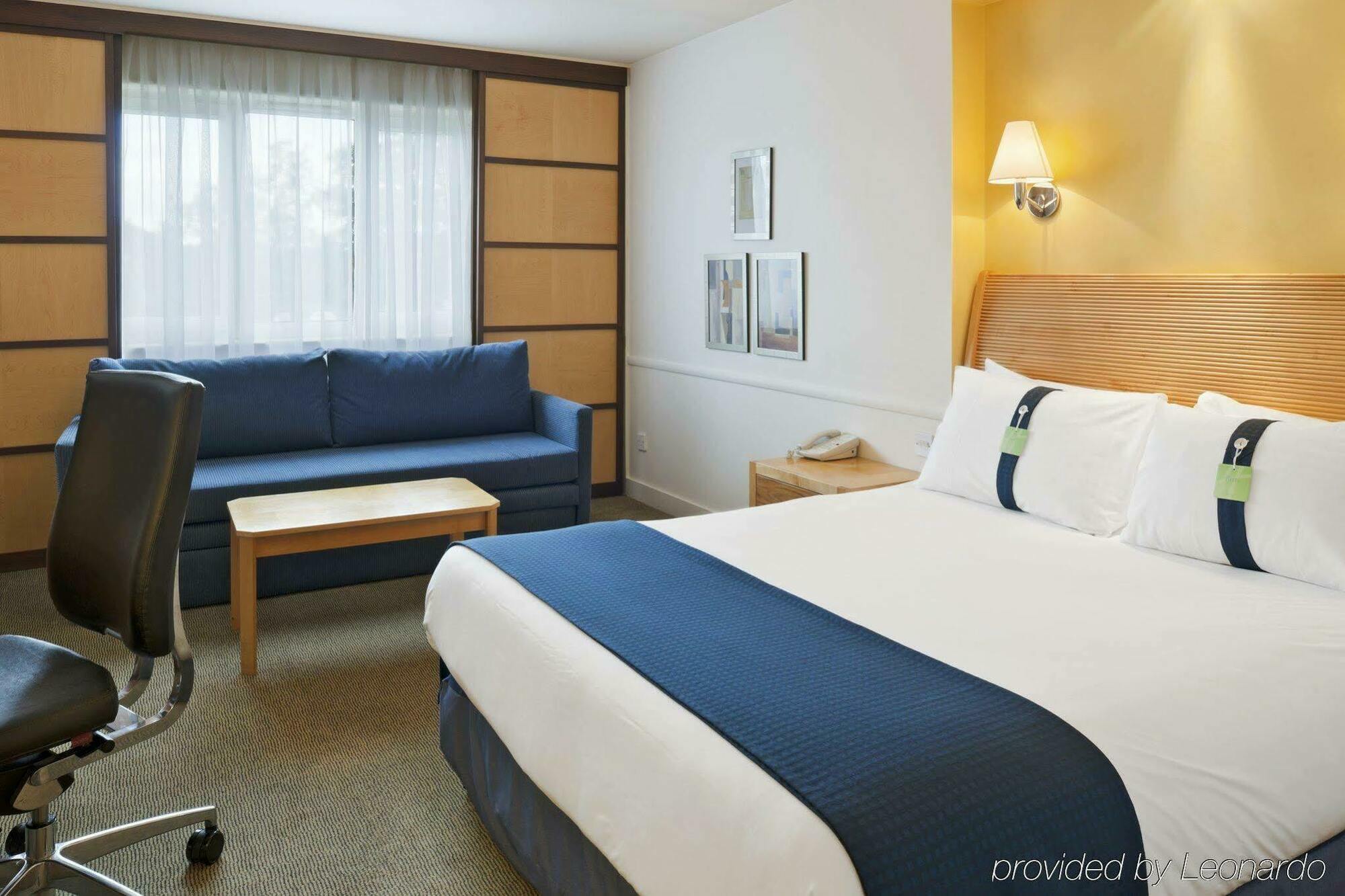 Отель South By Ihg