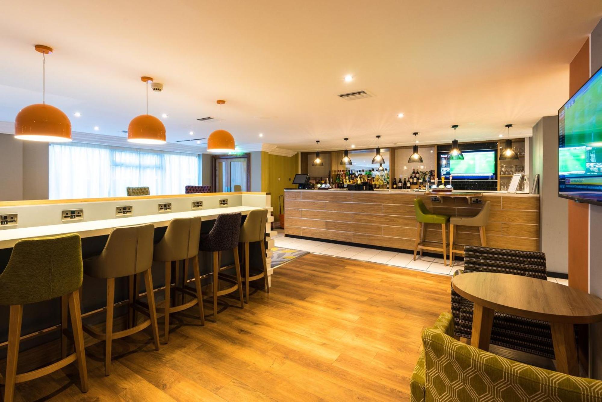 Отель South By Ihg 4*